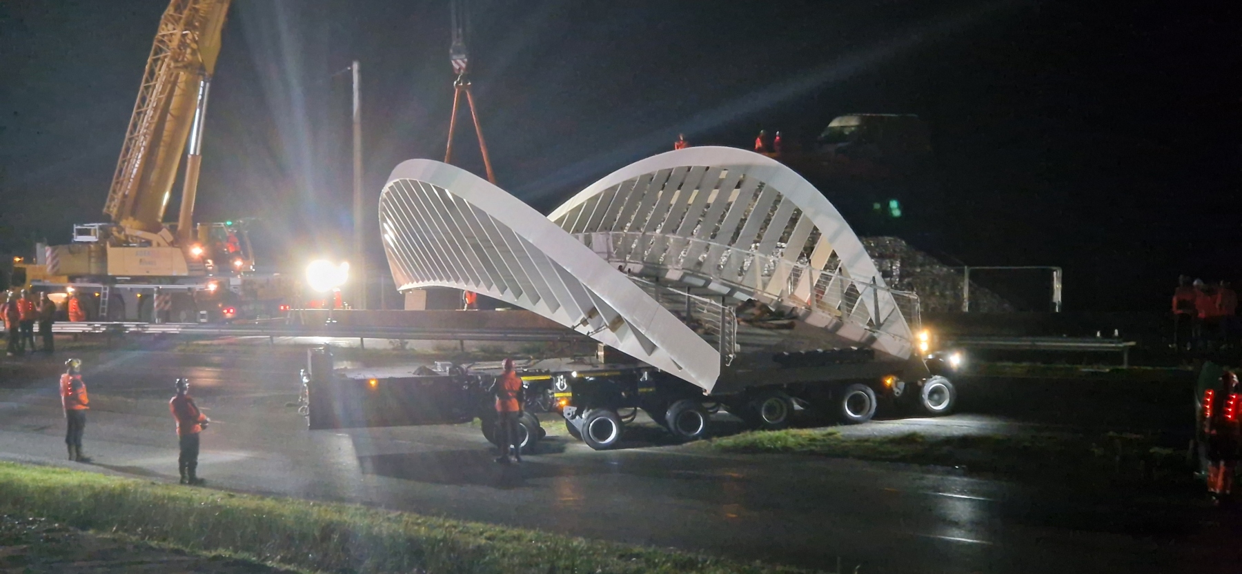 Illustration - Pose de la passerelle le 29/10/2025